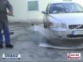 laver sa voiture au jet d'eau