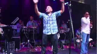 Guayacan Orquesta 0612 - Como Una Hoguera - En Vivo Toronto 2012