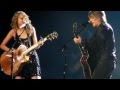 Taylor Swift and Johnny Rzeznik of the Goo Goo Dolls sing "Iris"