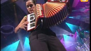 Watch Julieta Venegas Lento Live video