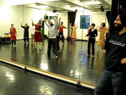 Bhangra Basic Steps