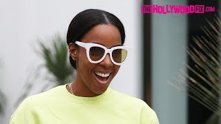 Watch Kelly Rowland Smile video