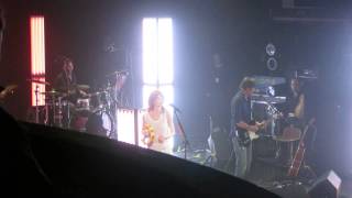 Watch Axelle Red Jure video