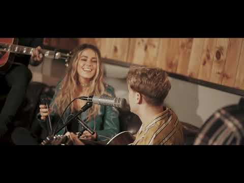Perdido En Madrid (feat. Sofia Ellar) Video