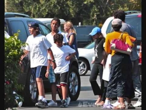 paris jackson 2011. Prince, Paris and Blanket