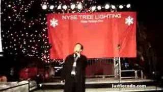 Watch Jon Secada Feliz Navidad video