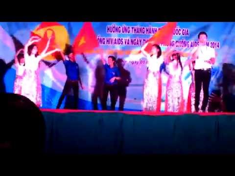 văn nghệ trường trung cấp miền tây