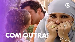 Jade flagra Léo beijando Soninha e cai aos prantos! 🤭 | O Clone | TV Globo