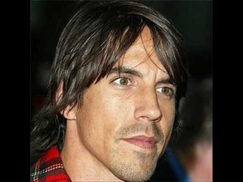 everly bear kiedis. his cute son Everly Bear.