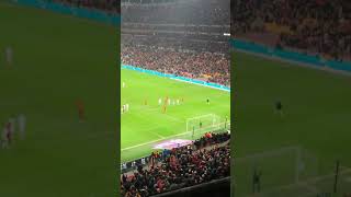 Radamel Falcao Penalti Tri̇bün Çeki̇m Galatasaray Vs Antalyaspor