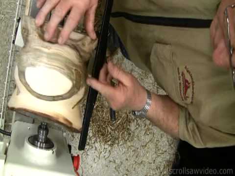 Micro Wood-Lathe: How to make it with a SEWING MACHINE MOTOR