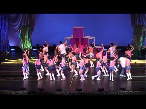Shiamak Summer Funk 2011-F.A.L.T.U - Char Baj Gaye Party Abhi...