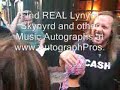 Lynyrd Skynyrd Johnny Van Zant Signs Autographs