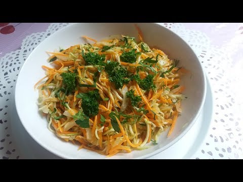Осений салатик из сырых кабачков и морковью Осений салатик из сырых кабачков и морковью