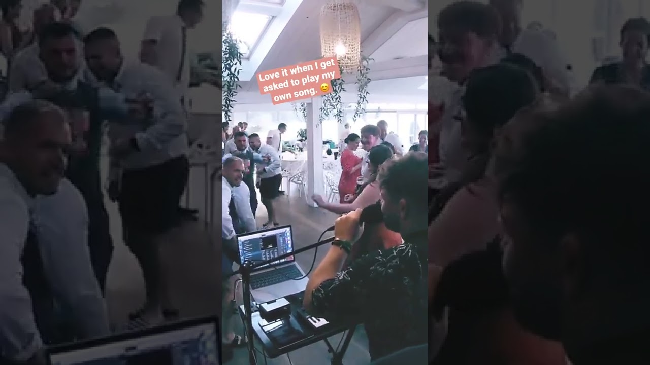 Nothing better than someone requesting one of my songs at a wedding ๐ ๐