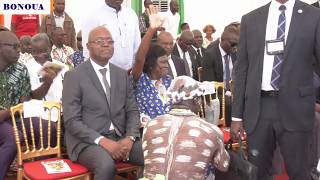 BONOUA : MADAME SIMONE EHIVET GBAGBO ASSISTE A L’INTRONISATION DU NOUVEAU ROI DES ABOURÉS
