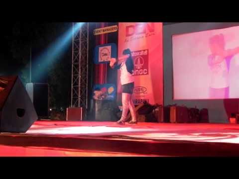 TU MERA JAANU HAI & IN AANKHON KI MASTI AWSOME DANCE BY RIYA...