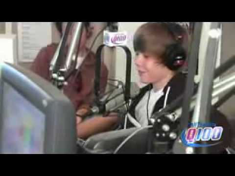 Justin Bieber cantando The Climb de Miley Cyrus. justin bieber collage pictures_19. Justin Bieber cantando The Climb de Miley Cyrus.