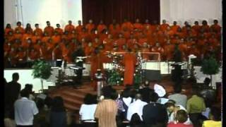 Watch Georgia Mass Choir Praise His Holy Name video