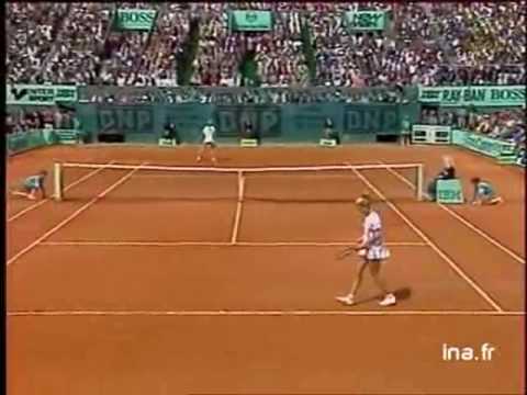 Monica セレス（セレシュ） vs Steffi グラフ RG 決勝戦（ファイナル）　 1990 End Of Set One