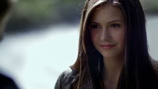 The Vampire Diaries - Elena Croise Stefan Au Cimetière S01E01 Vf
