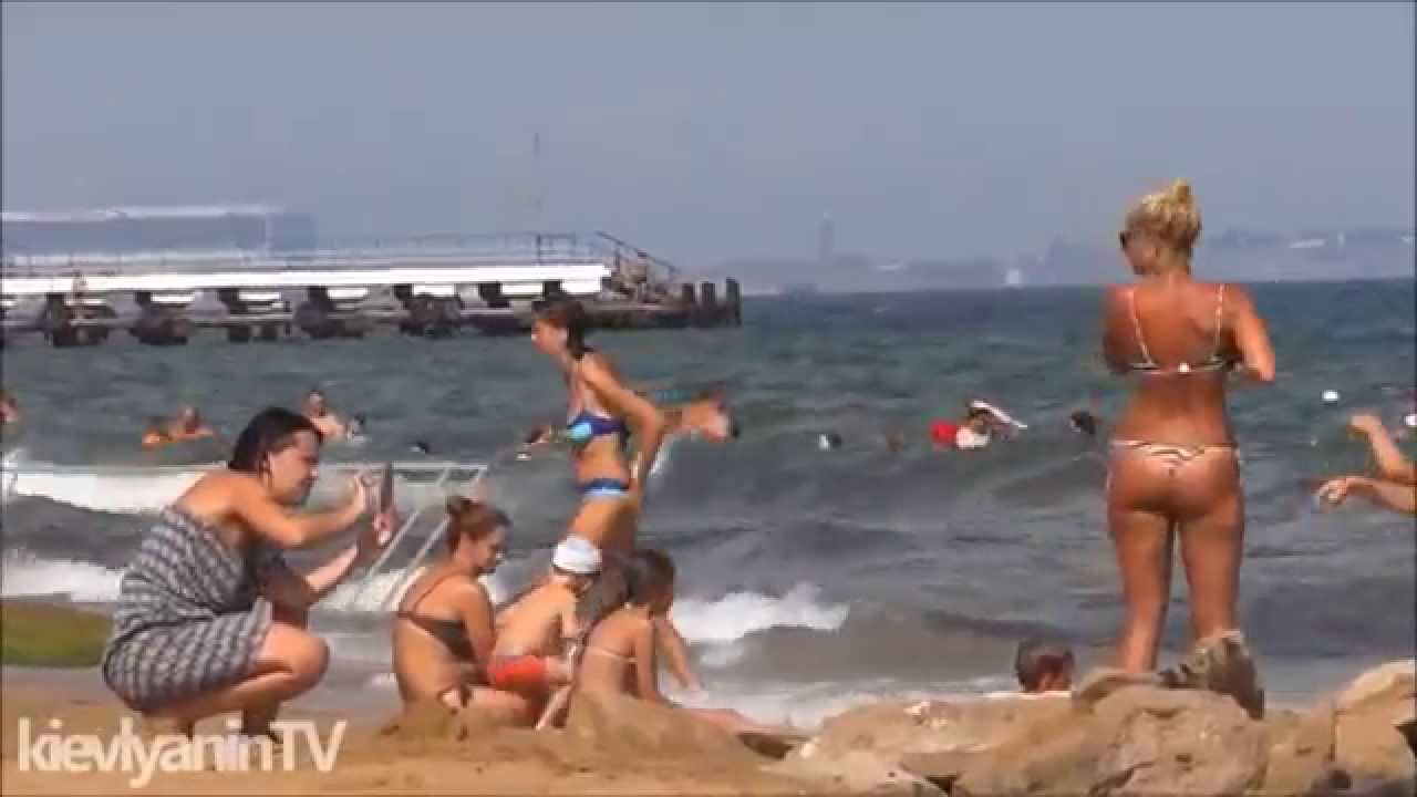 Коктебель Девушки На Пляже Видео