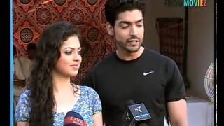 Gurmeet Choudhary And Drashti Dhami Dance On Tip Tip Barsaa Paani Youtube