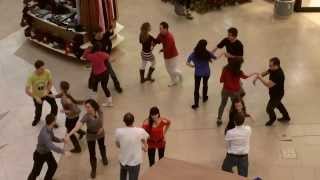 0-Tý Sk Salsa Rueda Flashmob Bratislava Polus 2013