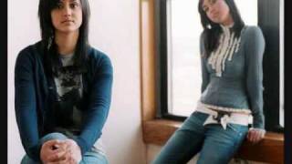 Watch Meg Dia Just One Of Those Things video