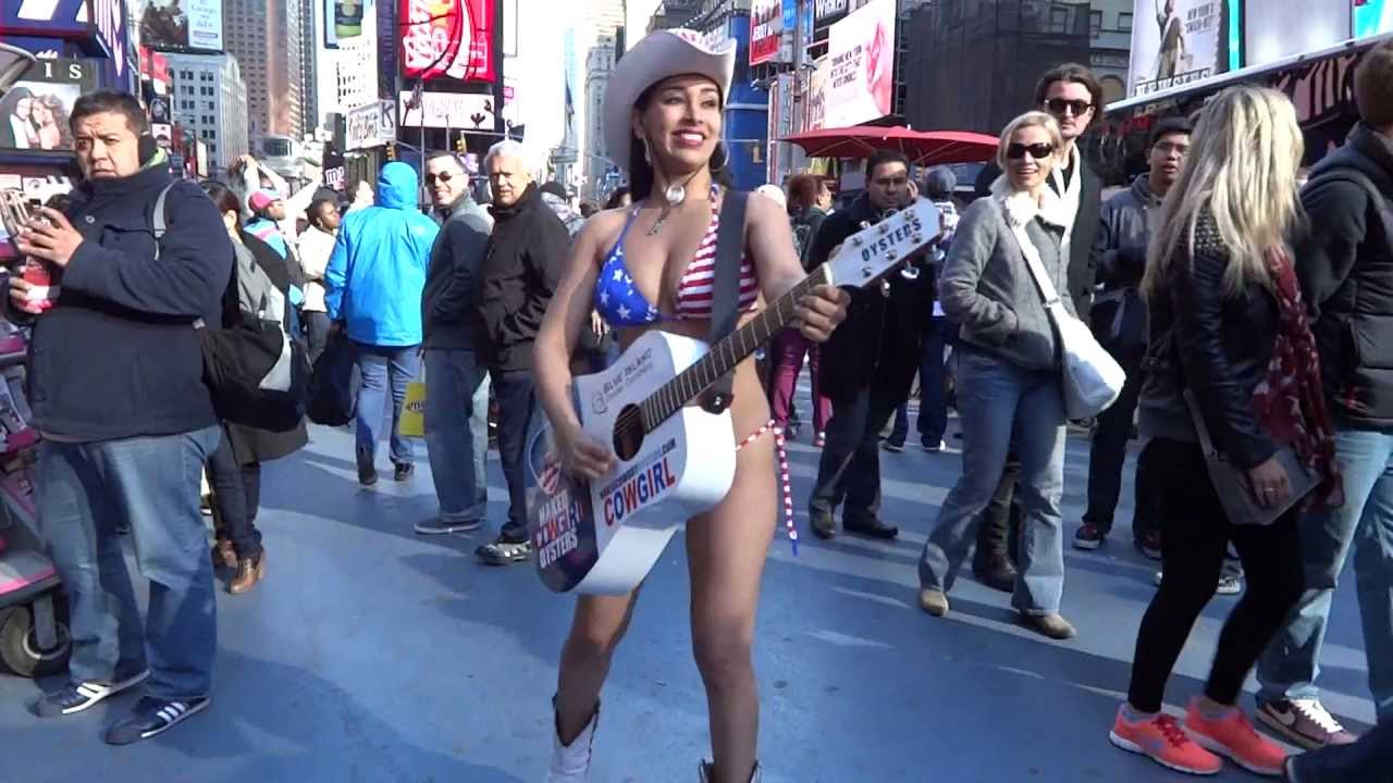Naked Cowboy sings Happy Birthday at Times Square - YouTube