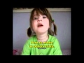 Niña de 4 años enamorada y sufriendo