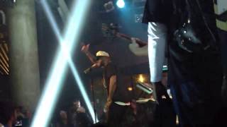 Watch Thedream Walking On The Moon video
