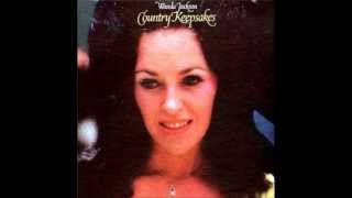 Watch Wanda Jackson Your Memory Comes And Gets Me video