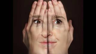 Watch Melissa Etheridge Truth Of The Heart video