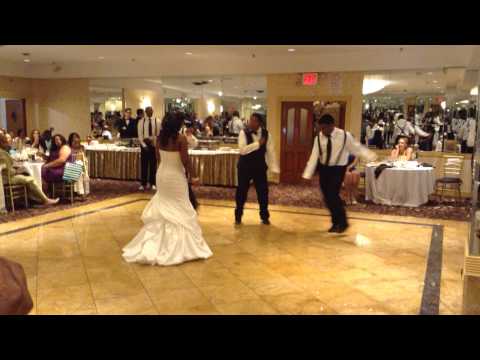 BEST DANCE WEDDING PERFORMANCE CHRIS BROWN FOREVER