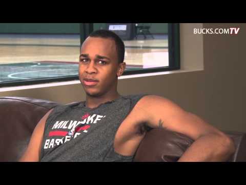 60 Seconds with John Henson 60 Seconds with John Henson klip izle