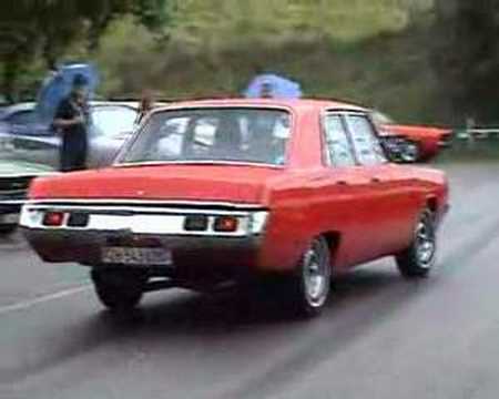 My own 1972 Dodge Dart take off at Moparnats 2007 Hemiswil