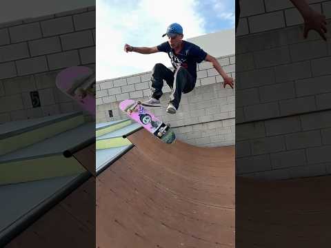 Unreal skateboarding tricks‼️ #skateclipsdaily #skateboarding #miniramp #skatetricks #skateramp