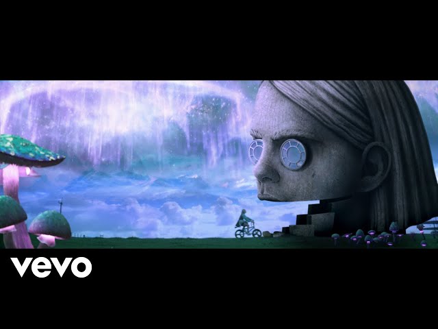BENEE - Snail (Official Music Video)