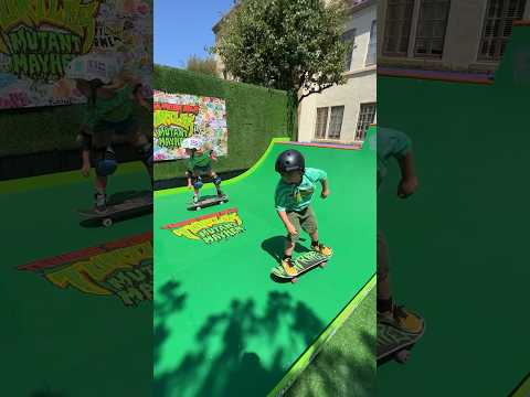 Teenage Mutant Ninja Turtles Ramp‼️🐢🤘🏽🔥 #skateclipsdaily #skatetricks #miniramp
