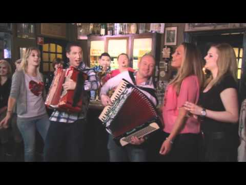 Frans Duijts & Django Wagner - In Ons Café (officiële videoclip)