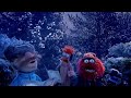 The Muppets: Ringing of the Bells