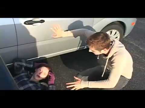 Twilight Spoof(FUNNYMETER:6\10)