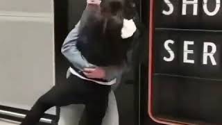 Asker Ve Yareninin Kavuşma Anı