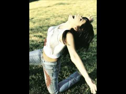 Reyhan Karaca - Mesela Reyhan Karaca - Mesela klip izle