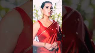 Hot Saree Status