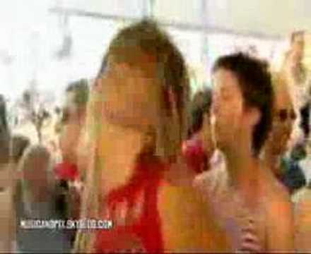 David Guetta - You're Not Alone (ft Tara Mc Donald)