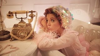Клип Lindsey Stirling - Santa Baby