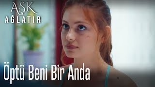 Öptü Beni Bir Anda