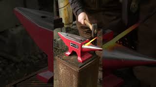 Harbor Freight Has A New Anvil